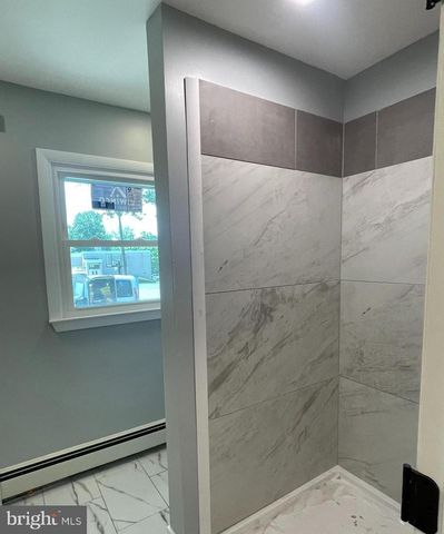 320 E LANDIS ST, Coopersburg, PA 18036