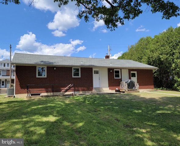 320 E LANDIS ST, Coopersburg, PA 18036