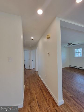 320 E LANDIS ST, Coopersburg, PA 18036