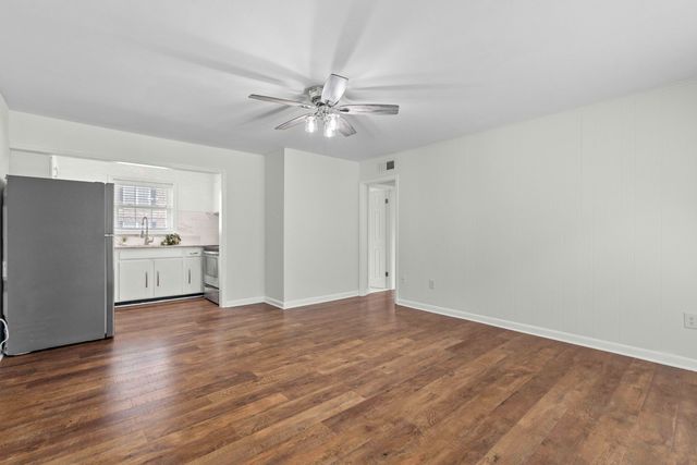 874 Colony Drive B19, Charleston, SC 29407