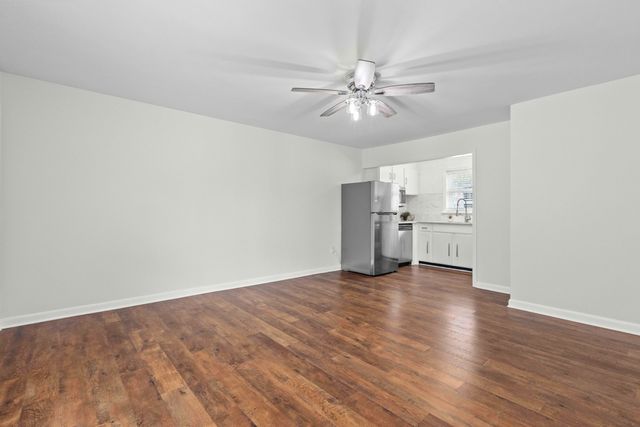 874 Colony Drive B19, Charleston, SC 29407