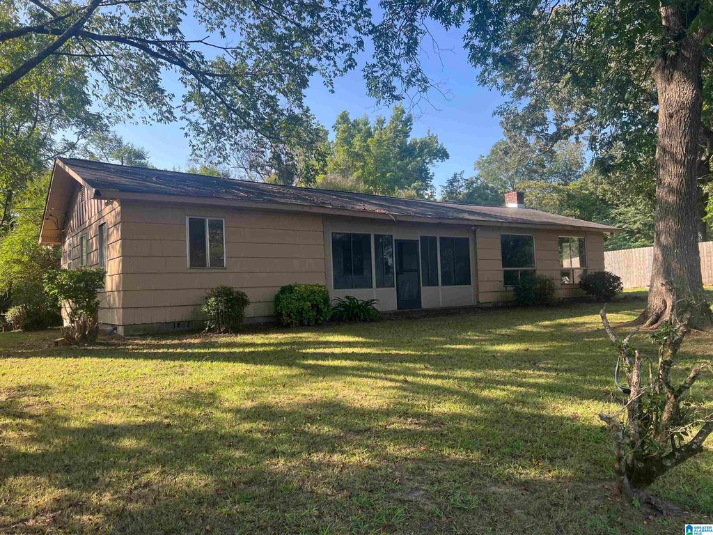 136 MOBILE AVENUE, Trussville, AL 35173