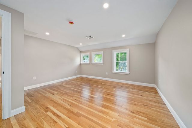 115 Great Republic Ave, Weymouth, MA 02190
