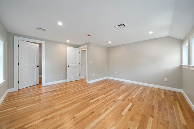 115 Great Republic Ave, Weymouth, MA 02190