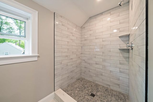 115 Great Republic Ave, Weymouth, MA 02190
