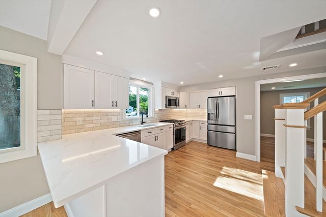115 Great Republic Ave, Weymouth, MA 02190