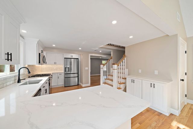 115 Great Republic Ave, Weymouth, MA 02190