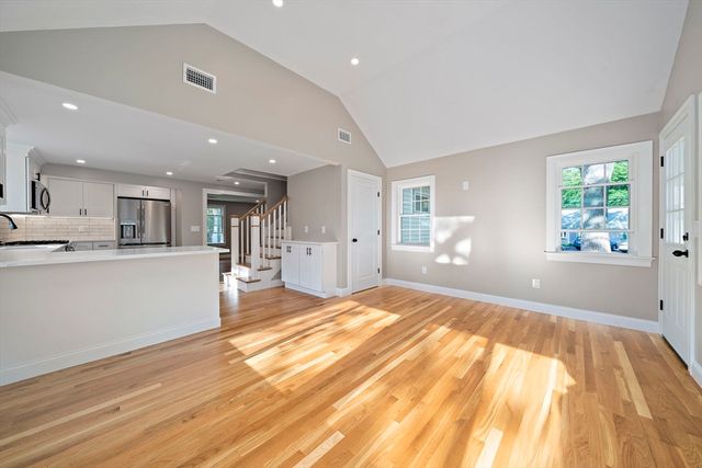 115 Great Republic Ave, Weymouth, MA 02190