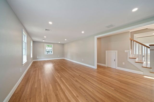 115 Great Republic Ave, Weymouth, MA 02190