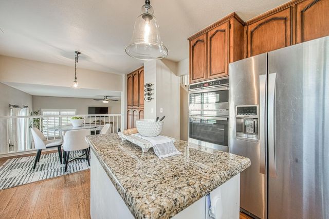 1227 Minarets Avenue, Clovis, CA 93611