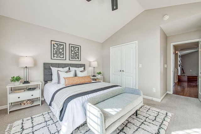 1227 Minarets Avenue, Clovis, CA 93611