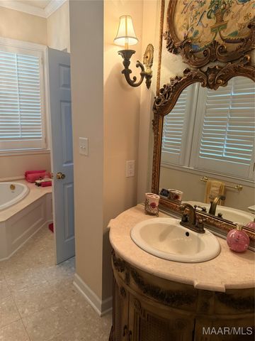 1632 S COURT Street, Montgomery, AL 36104