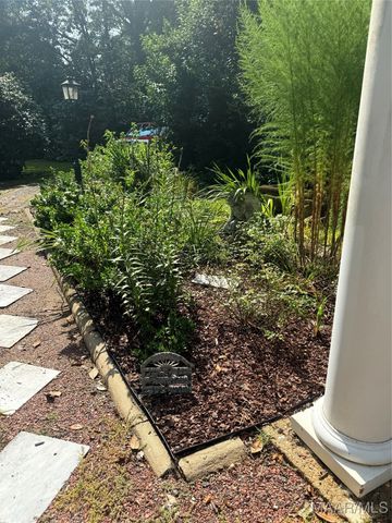 1632 S COURT Street, Montgomery, AL 36104