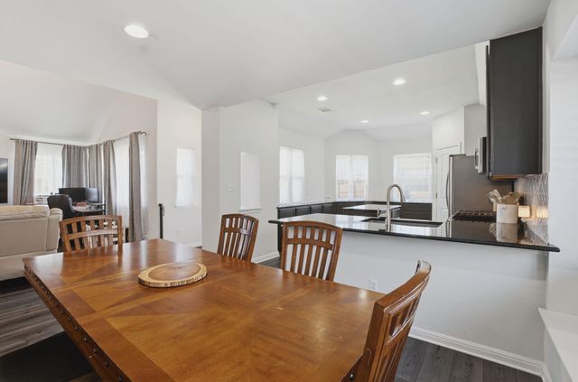 100 Arabian Colt DR, Georgetown, TX 78626