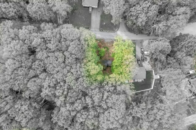 56 Appleseed Rd, Vernon Twp., NJ 07461