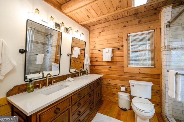 91 Whispering Lake Way, Blue Ridge, GA 30513