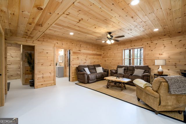 91 Whispering Lake Way, Blue Ridge, GA 30513