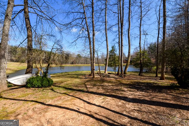 91 Whispering Lake Way, Blue Ridge, GA 30513