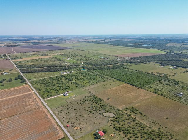 16631 Baker Cr 522 Road, Guy, TX 77444