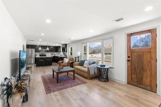 2400 Old Lost Mountain Road, Powder Springs, GA 30127