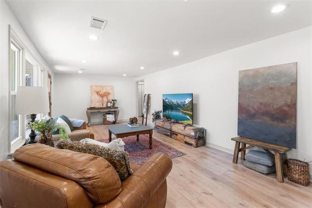 2400 Old Lost Mountain Road, Powder Springs, GA 30127