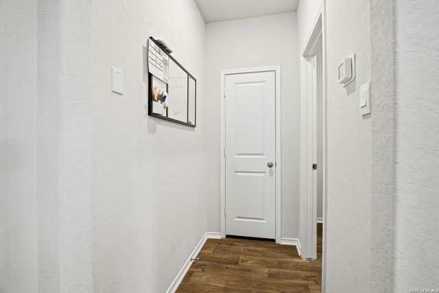 10522 NEVERSINK BLVD, San Antonio, TX 78252