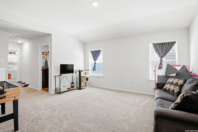 10522 NEVERSINK BLVD, San Antonio, TX 78252