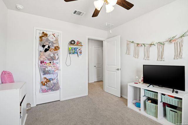 10522 NEVERSINK BLVD, San Antonio, TX 78252