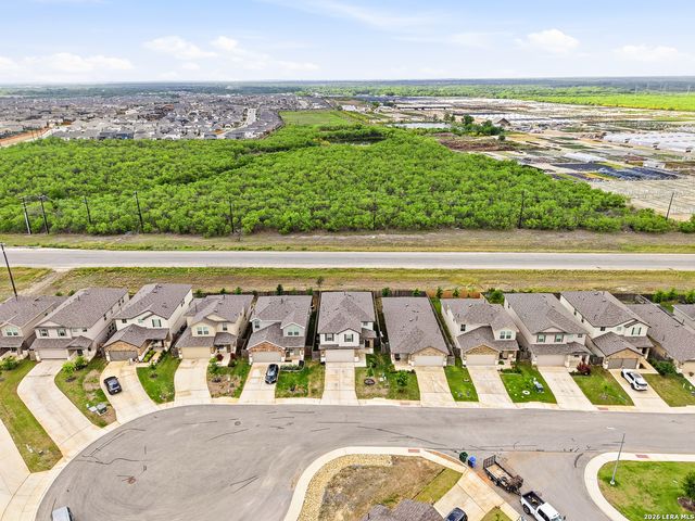 10522 NEVERSINK BLVD, San Antonio, TX 78252