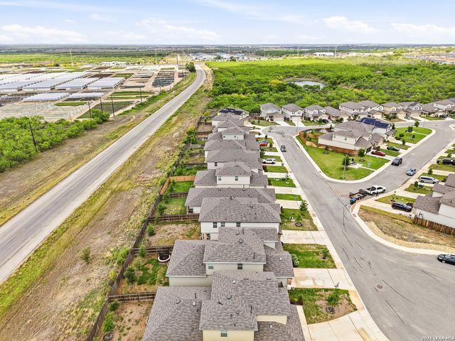 10522 NEVERSINK BLVD, San Antonio, TX 78252