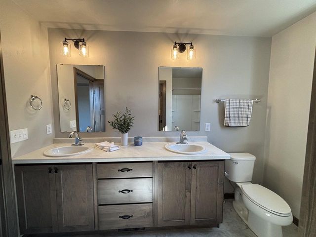 1470 BIRCH HILL LANE, Shawano, WI 54166