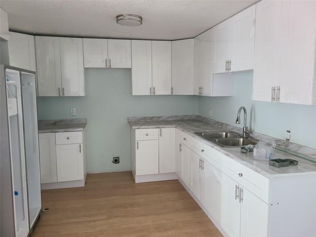 1910 NW 60th Ave, Sunrise, FL 33313