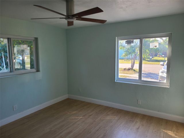 1910 NW 60th Ave, Sunrise, FL 33313