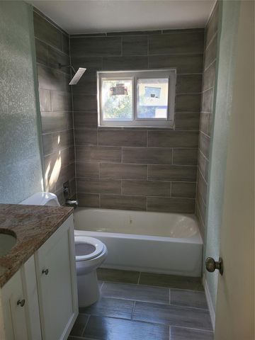 1910 NW 60th Ave, Sunrise, FL 33313