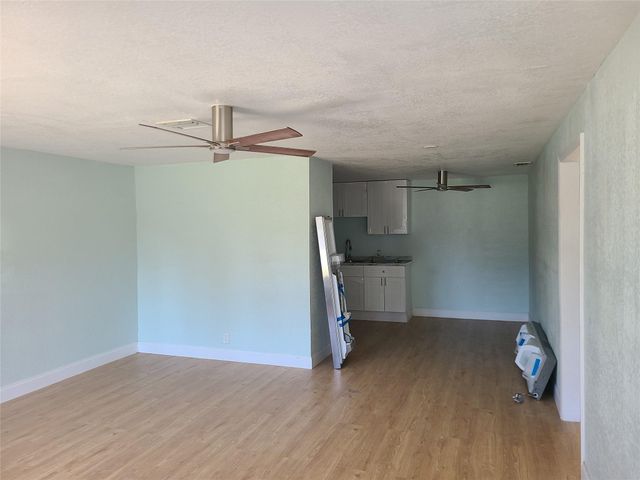 1910 NW 60th Ave, Sunrise, FL 33313