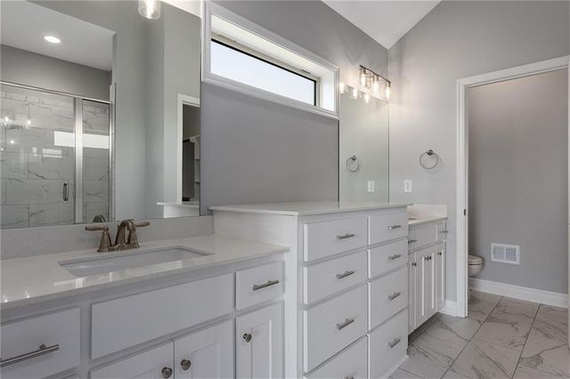 3311 NW 93rd Street, Kansas City, MO 64154