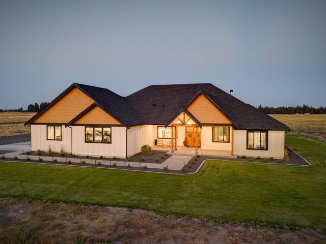 10911 S SHERMAN Rd, Spokane, WA 99224