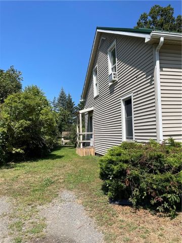 7 Moss Street, New Berlin, NY 13411