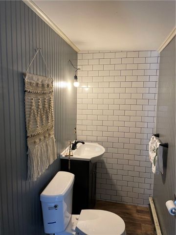 7 Moss Street, New Berlin, NY 13411