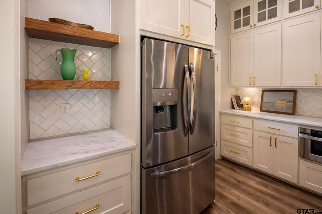 9465 Cherokee Trl, Tyler, TX 75703
