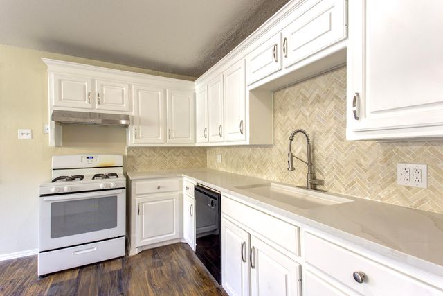 2112 58th Street, Lubbock, TX 79412