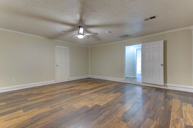 2112 58th Street, Lubbock, TX 79412