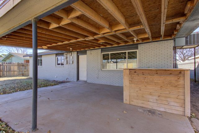 2112 58th Street, Lubbock, TX 79412