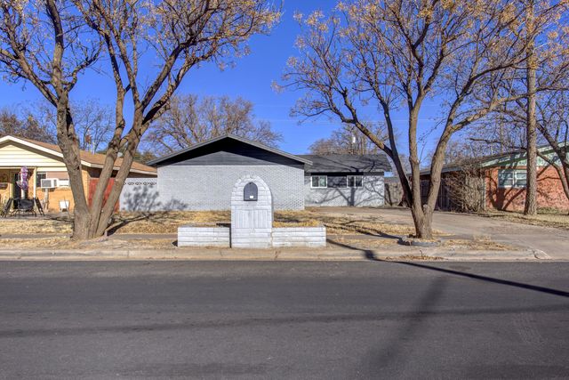 2112 58th Street, Lubbock, TX 79412