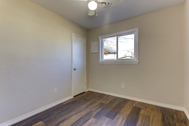 2112 58th Street, Lubbock, TX 79412