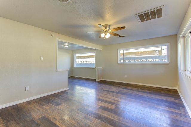 2112 58th Street, Lubbock, TX 79412