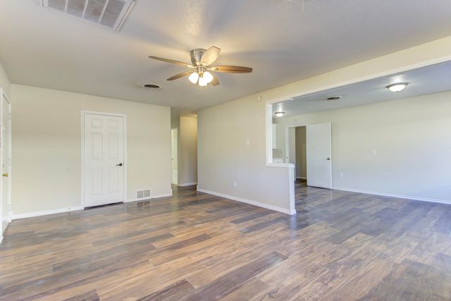 2112 58th Street, Lubbock, TX 79412