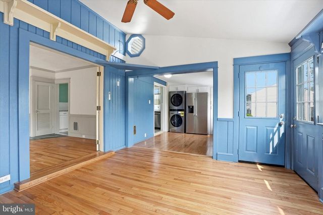 2439 SUSQUEHANNA RD, Abington, PA 19001