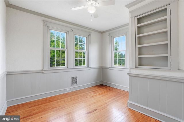 2439 SUSQUEHANNA RD, Abington, PA 19001
