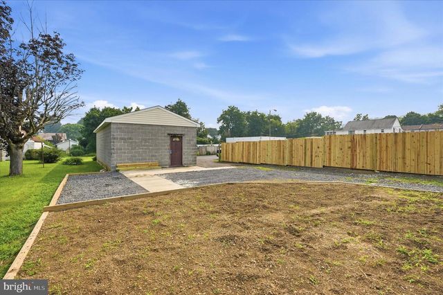 2439 SUSQUEHANNA RD, Abington, PA 19001